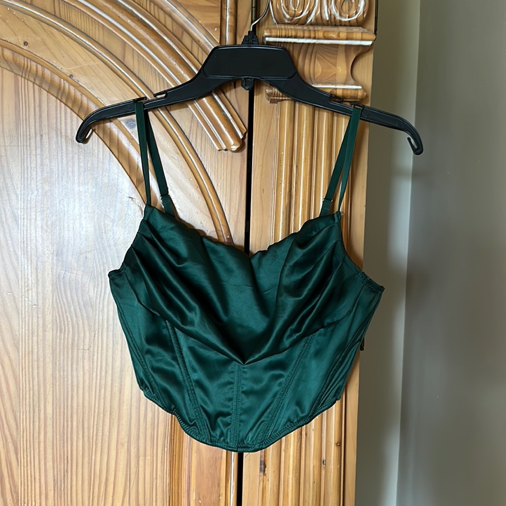 UO LEXI SATIN COWL CORSET TOP